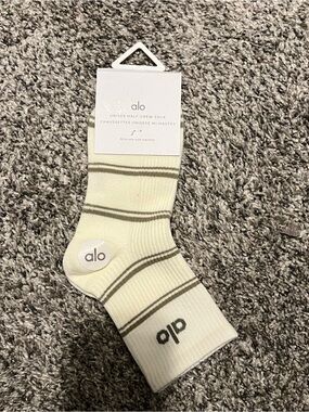 ALO Yoga Cream Crew Socks with Olive Stripes